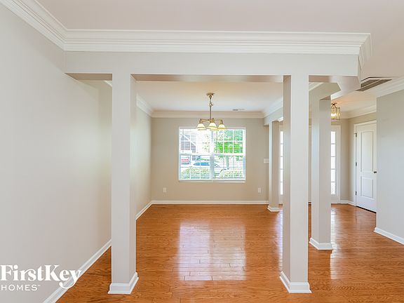 5th image of 5211 Ian Dr