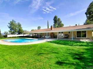 5019 Shirley Ave, Tarzana, CA 91356