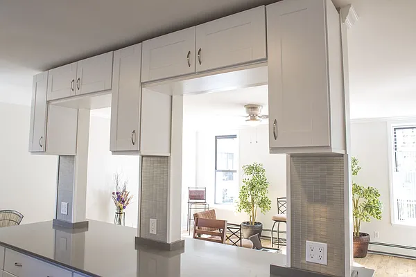Sold by Scott Kinder, LREB | media 6