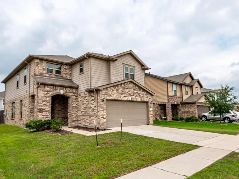2518 Boxwood Park Ln — Photo 6