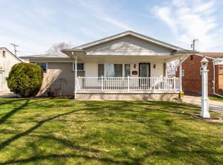 22304 Hayes St, Taylor, MI 48180