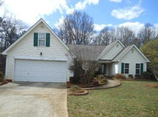 2701 Wild Berry Ct, Charlotte, NC 28262