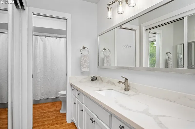 Thumbnail 18