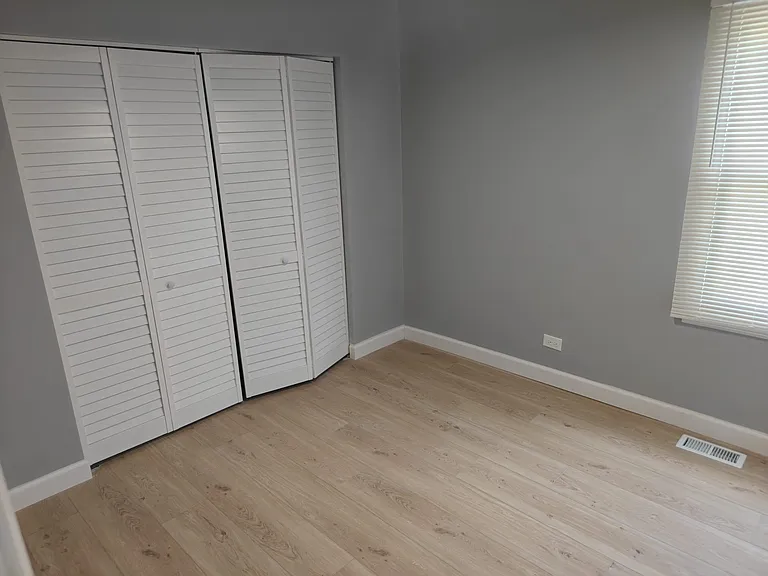 2208 Kensington Dr — Photo 4
