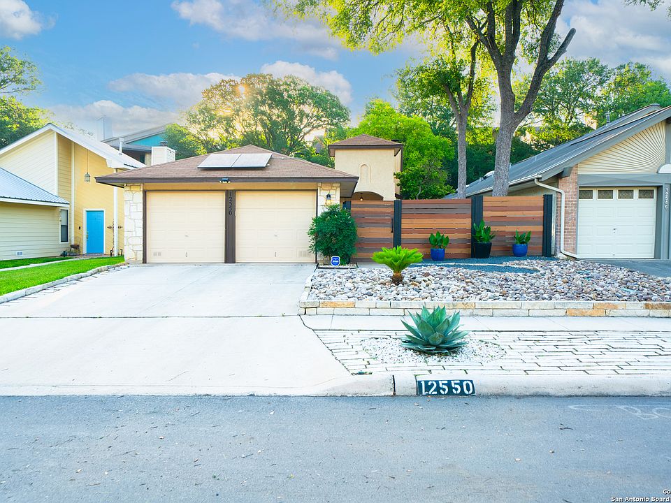 1st image of 12550 Valle Dezavala
