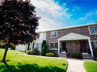 111 Smith Ave UNIT 6, Smithfield, RI 02828