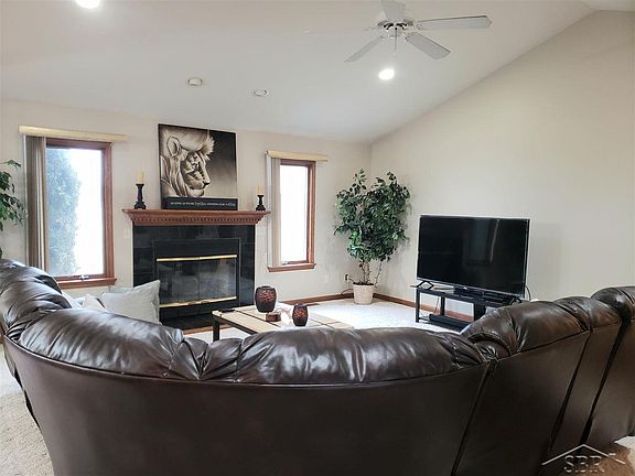 4th image of 3786 Lamplighter Dr