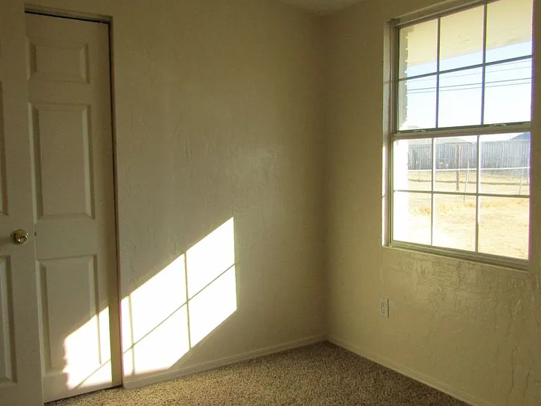 3412 NW Lincoln Ave — Photo 13