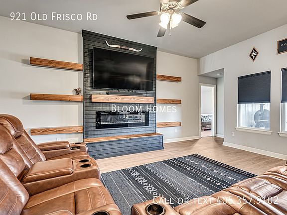 5th image of 921 Old Frisco Rd
