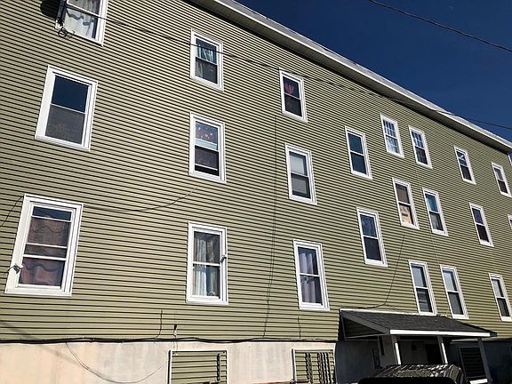 3rd image of 12 Greenwood Pl
