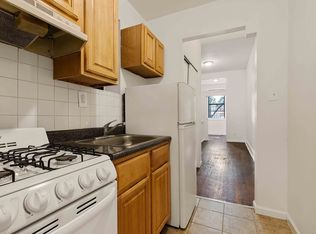318 E 34th St #A1C, New York, NY 10016