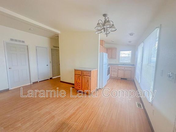 3rd image of 388 N Buchanan St APT B