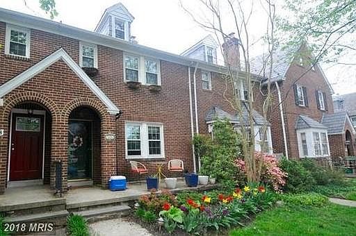 2nd image of 326 Murdock Rd