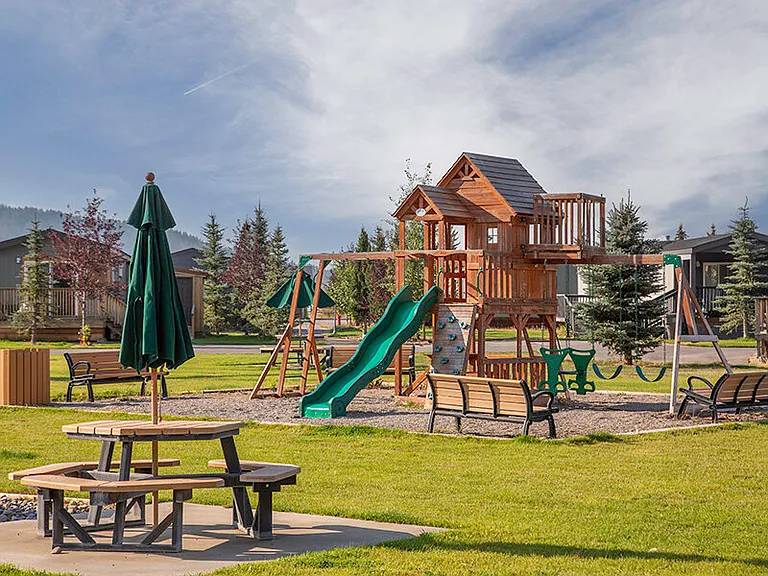 Targhee Place — Photo 8