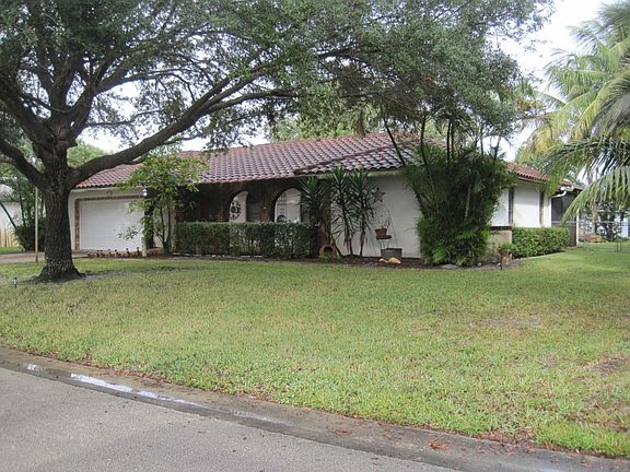 2nd image of 8831 NW 2nd St