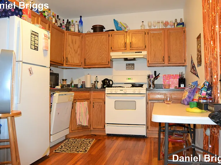 23 Egremont Rd #3 — Photo 2