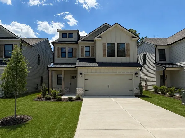 9282 Alban Chase Dr #5, Ooltewah, TN 37363