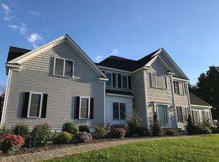 36 Summit Pointe Dr, Holliston, MA 01746