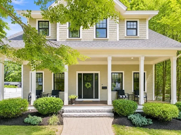 18 Moseley Ave, Newburyport, MA 01950