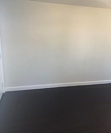 3rd image of 140 6th St