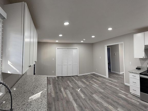 2nd image of 108 Woodall Ln