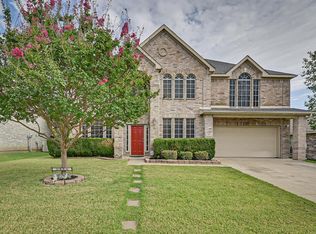 1061 Winding Creek Dr, Cedar Hill, TX 75104