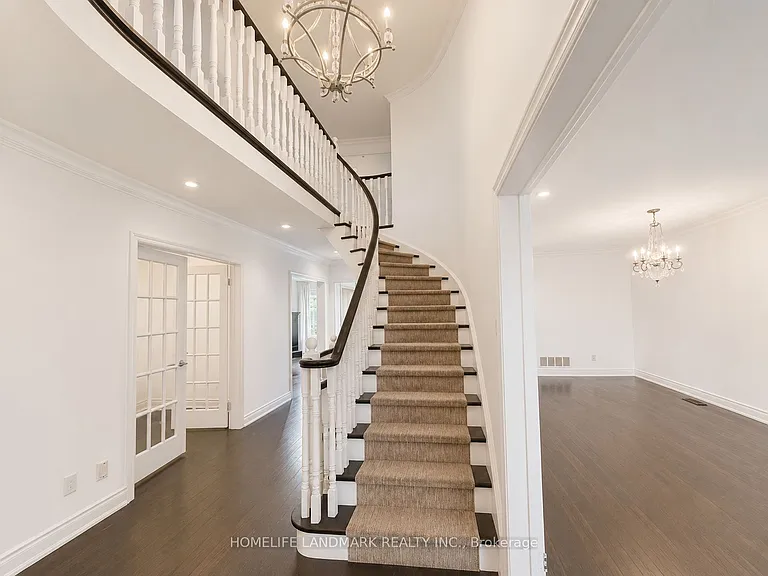 19 Arvida Dr — Photo 13