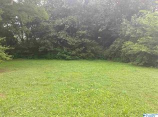 3421 Glen Park Dr NW, Huntsville, AL 35810