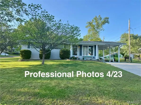 10433 Leitrim Dr, Saint Louis, MO 63123