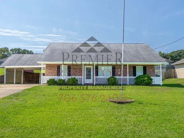 25 Redwood Dr, Phenix City, AL 36869