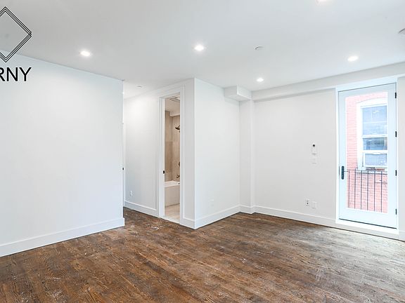 5th image of 321 Woodbine St #2FA