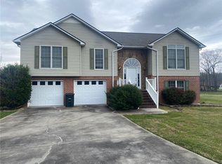 109 Magnolia Way SW, Calhoun, GA 30701