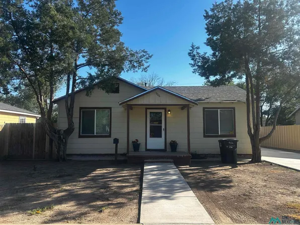 906 W Summit St, Roswell, NM 88203