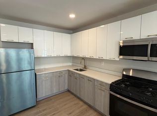 318 W Runyon St #3F, Newark, NJ 07108