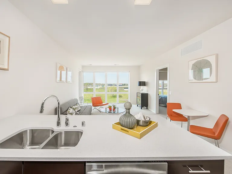 Echelon Apartments at Innovation Campus — Photo 7