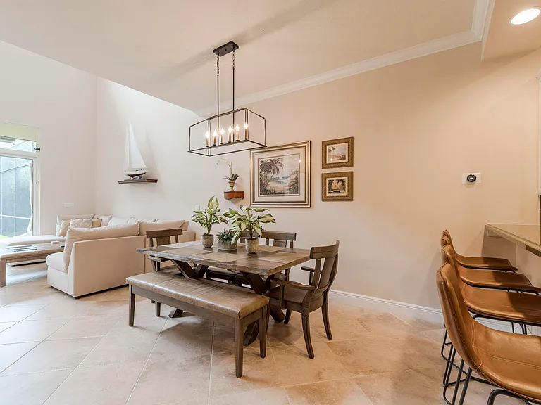 106 Renaissance Dr — Photo 4