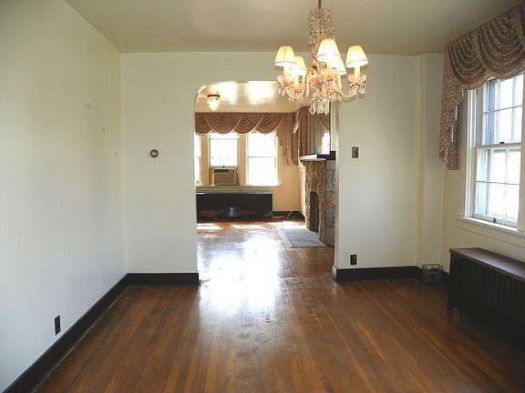 4th image of 801 Harrison Ave
