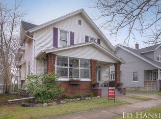 931 Pine Ave NW, Grand Rapids, MI 49504
