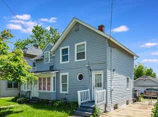 955 Superior St, Aurora, IL 60505