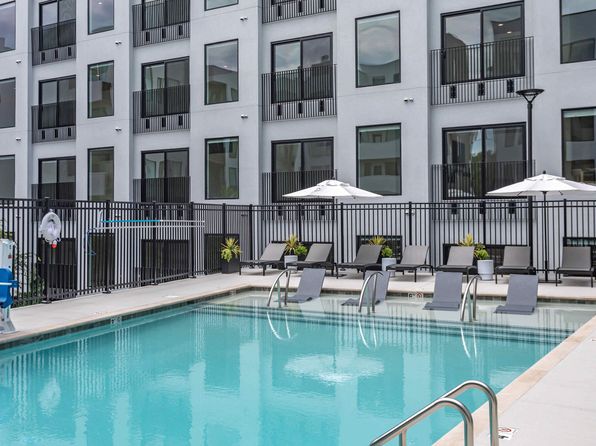 1009 8th Ave S APT 209