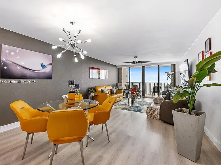 2201 S Ocean Dr #2202 — Photo 2