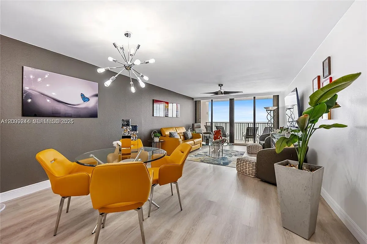 Building Photo - 2201 S Ocean Dr #2202