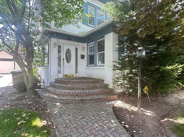 409 Buckingham Rd
