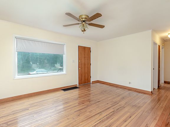 3rd image of 3460 N Ozanam Ave