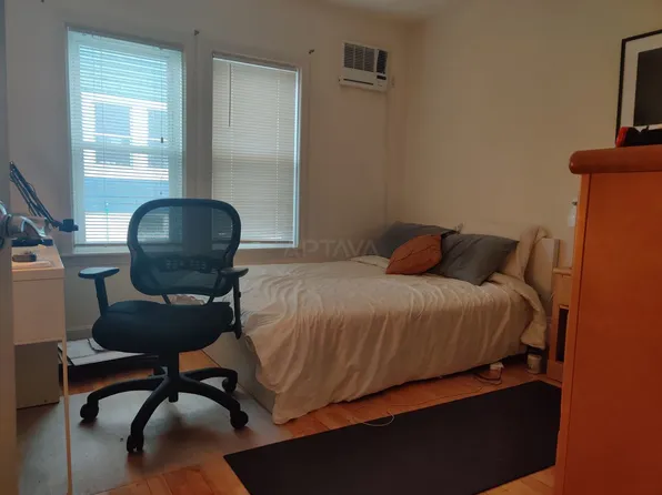 55 Farragut Ave, Somerville, MA