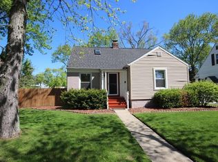1501 Penistone St, Birmingham, MI 48009