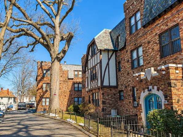 18 Townley St #J3, Hartford, CT 06105