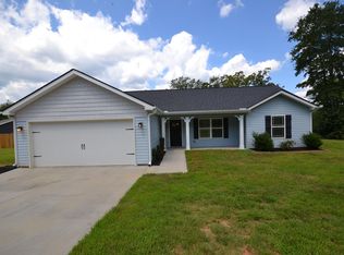 60 Ballenger Rd, Gray Court, SC 29645