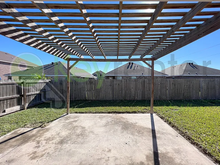 1908 Butkus Dr — Photo 31