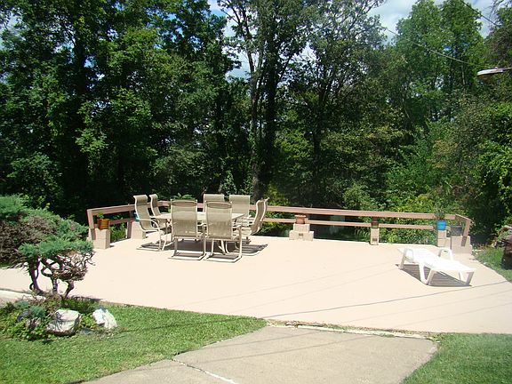 Huge Patio to enjoy view and to entertain